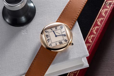 cartier pebble reissue price.